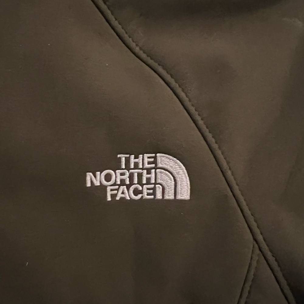 Northface Shell Jacket - image 2
